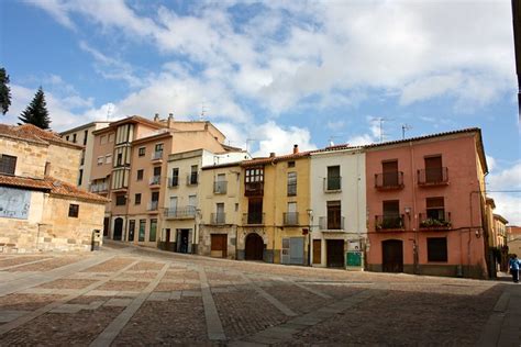 El Molino de la Fábrica: Een Verborgen Schat van Architectuur en Geschiedenis in Zamora!