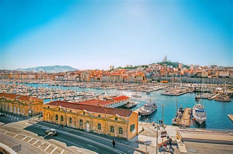  De Vieux Port van Marseille: Een bruisend middelpunt en een historische haven