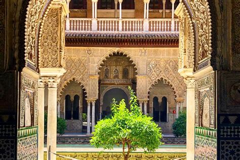 Het Alcázar van Sevilla: Een Sprookjesachtige Reis door de Geschiedenis!